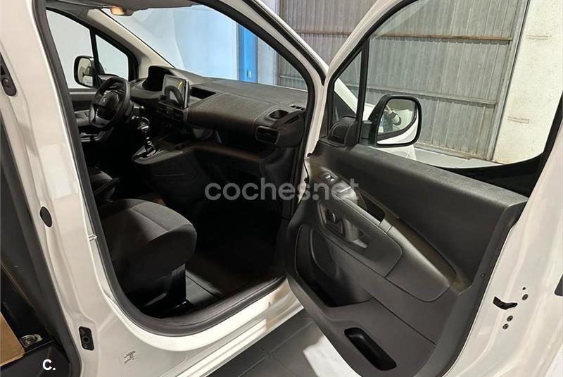 venta furgoneta de ocasión en Tarragona Peugeot partner doble cabina (10)