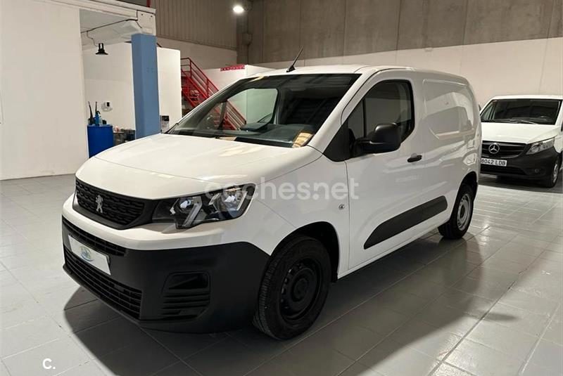 venta furgoneta de ocasión en Tarragona Peugeot partner doble cabina (3)